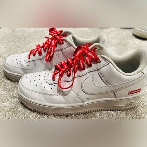 Supreme Air Force 1 size 6 with box